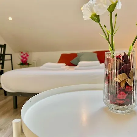 Chez Leon - Calme & Lumiere